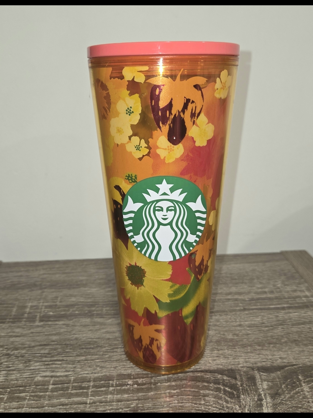 Starbucks Strawberry Fields Tumbler Flowers 24oz Venti Cold Cup NO Straw.
